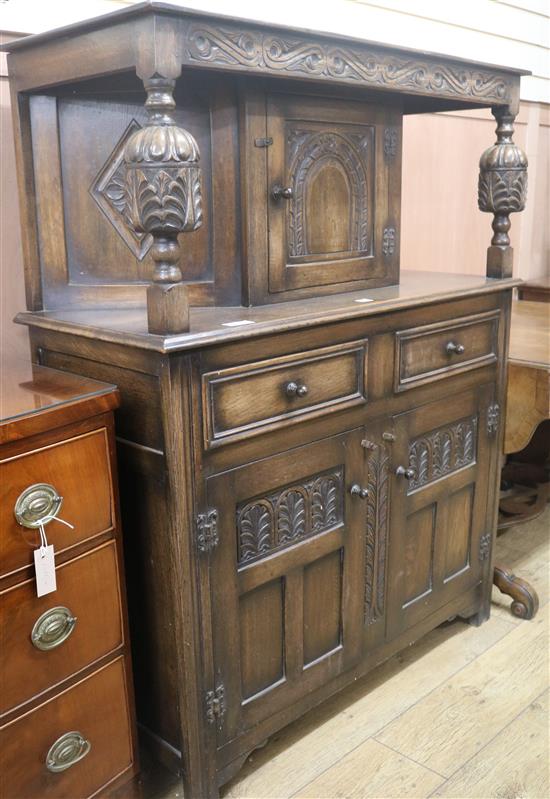 An oak court cupboard, W.108cm